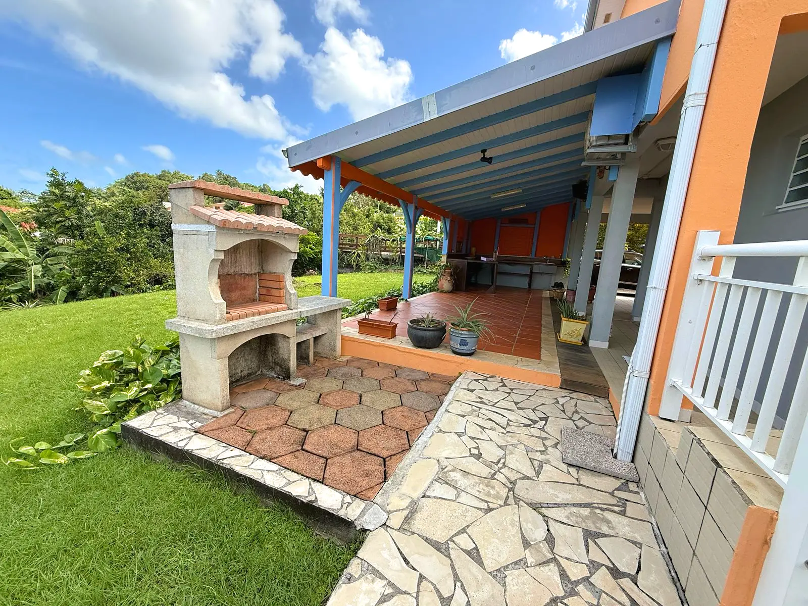 Villa T4 avec 1 studio