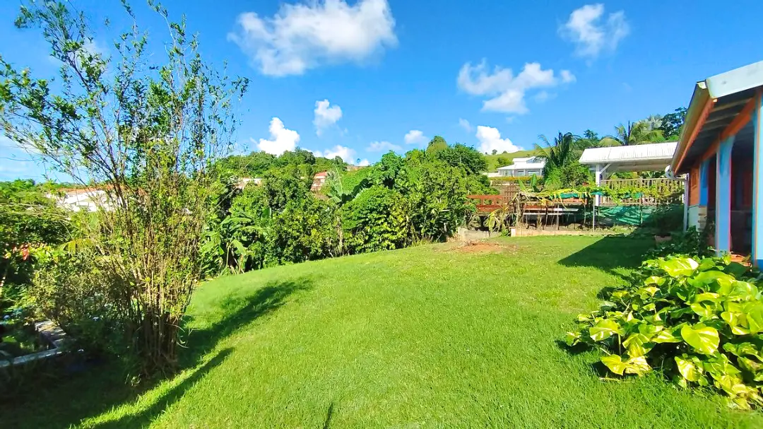 Villa T4 avec 1 studio